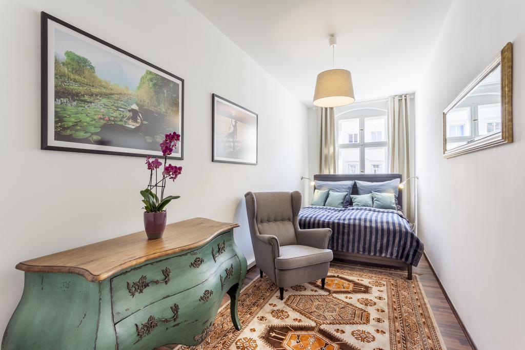 The Rheinsberger - Cosy 2Br One Living Room Up To 6 ベルリン エクステリア 写真