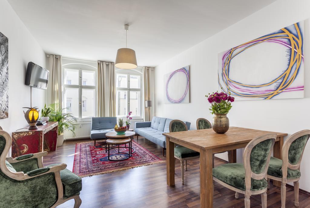 The Rheinsberger - Cosy 2Br One Living Room Up To 6 ベルリン エクステリア 写真
