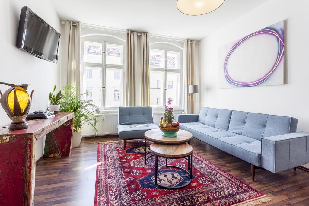 The Rheinsberger - Cosy 2Br One Living Room Up To 6 ベルリン エクステリア 写真
