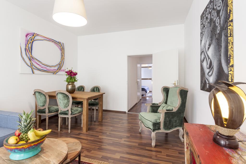 The Rheinsberger - Cosy 2Br One Living Room Up To 6 ベルリン エクステリア 写真